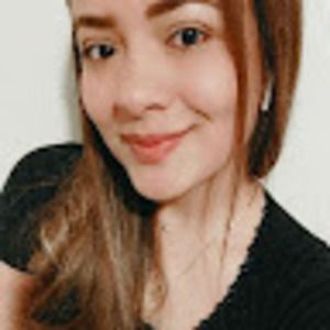 Meet your Posher, Claudia m